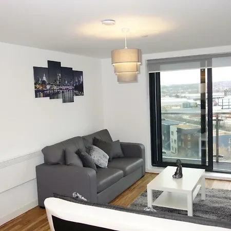 Aire Modern Leeds - 2 Bed 2 Bath